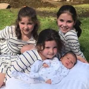 Meet your Posher, Felisa